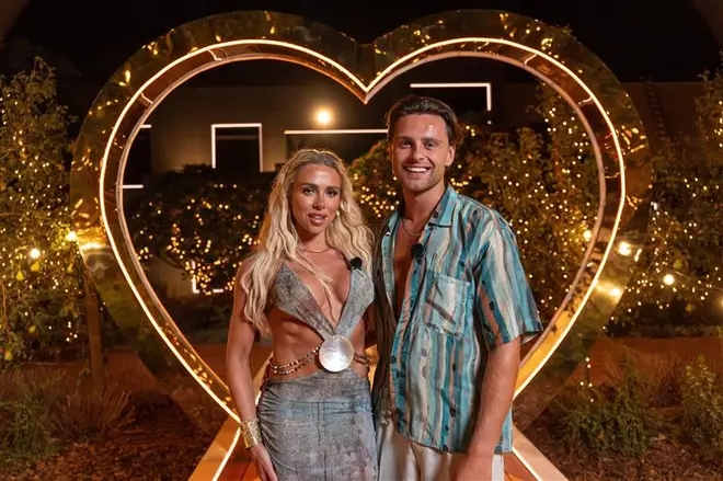 Warum haben sich Gabby Allen und Casey O'Gorman von Love Island getrennt? Die Wahrheit enthüllt