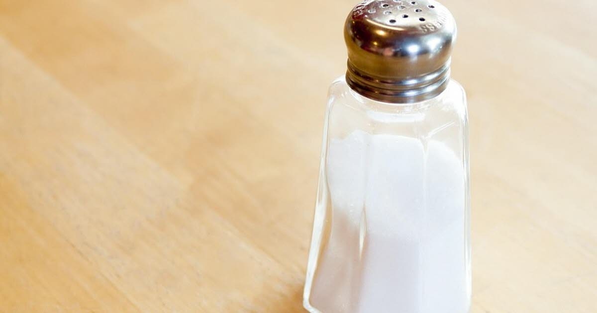 Consumo. Tenha cuidado com substitutos do sal de cozinha.