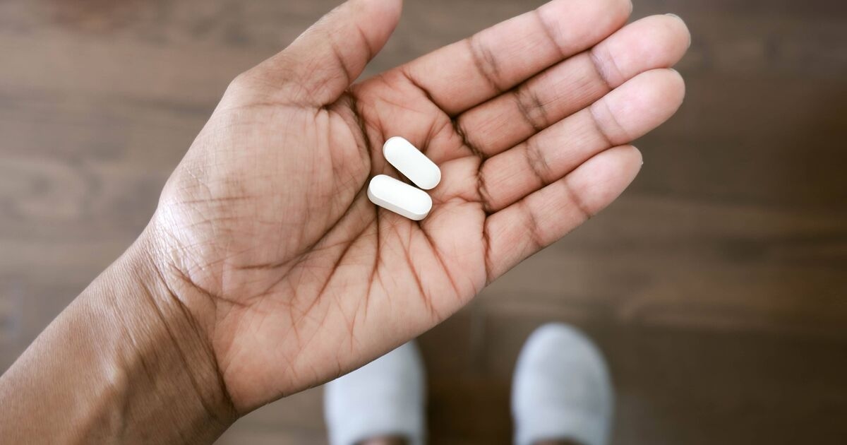 Exactly who should consult a doctor before taking paracetamol for pain relief