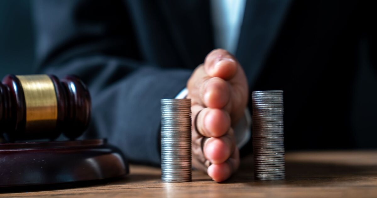 I'm a financial expert - divorced women are missing out on millions thanks to 1 thing