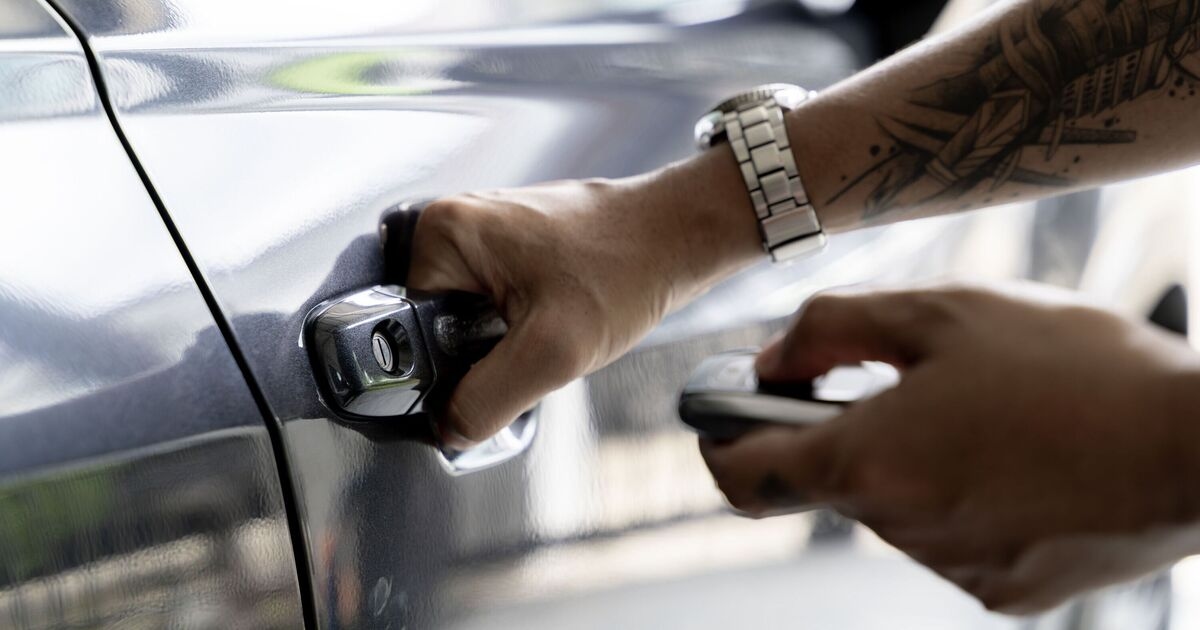 Se insta a los automovilistas a retirar un objeto de sus vehículos en octubre
