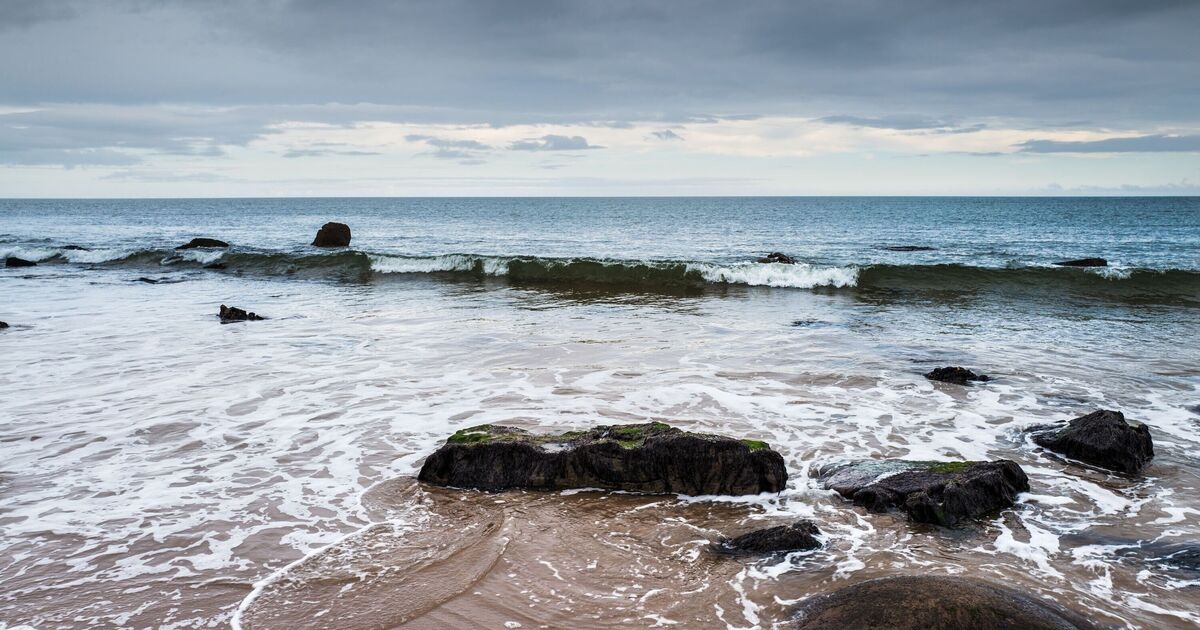 'Adembenemend' strand met goudkleurig zand en prachtige rotspoelen 'perfect voor rust'