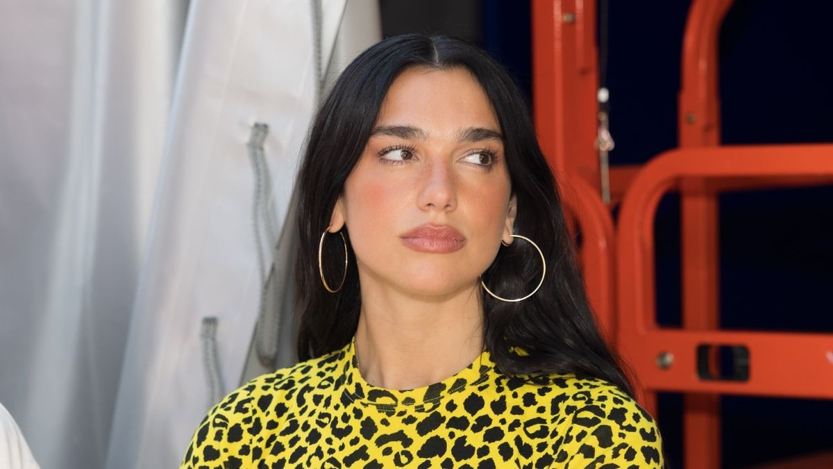 Dua Lipa's Grand Prix Manicure Was So Chic for Summer, I'm Still Thinking About It a Week Later