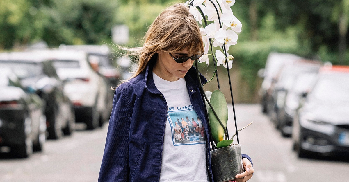 This Is the Shorts Color Trend Everyone Is Starting to Wear Because Fall Starts Next Month