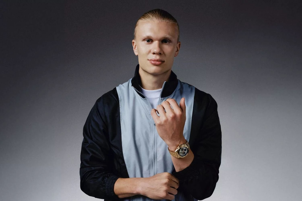 A nova coleção Breitling de Erling Haaland é mais antiga que a Terra