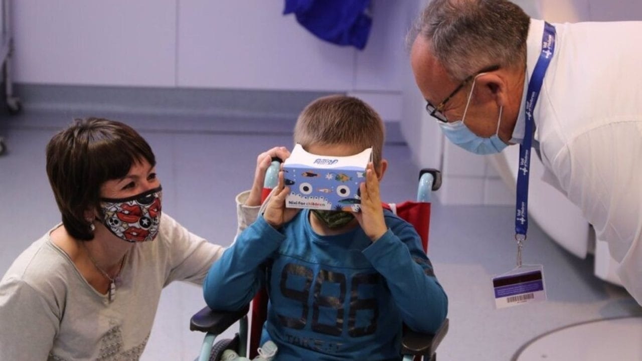 NixiAR: la realtà aumentata che allevia l'ansia negli ospedali pediatrici stupisce al MWC 2025 e punta al Messico