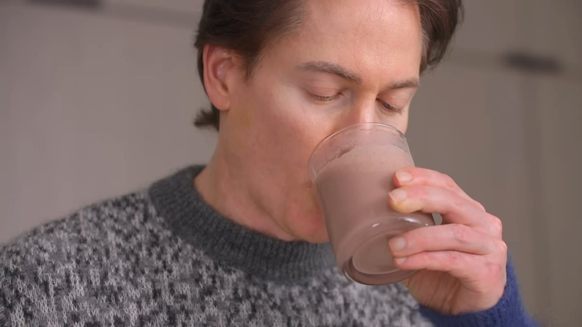 Biohacker Bryan Johnson von der Polizei wegen schockierender Inhalte in seinem Koffer verhört