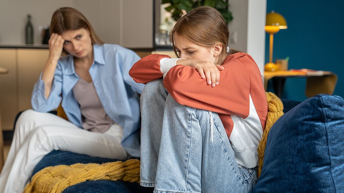 Don't have heart-to-hearts before 9pm, turn YOUR mobile off... and a simple ploy to get them to eat healthily. Must-read tips for every parent from a brilliant new book on improving your relationship with your teenagers