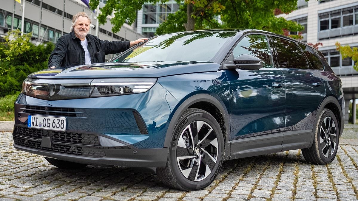 RAY MASSEY: It's a Grand day out for Vauxhall's spacious new SUV