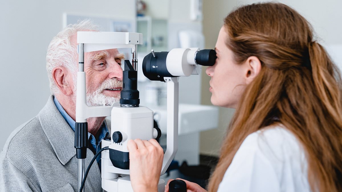 Milhões de britânicos podem ter "estrabismo em repouso" como resultado de uma condição ocular não diagnosticada.