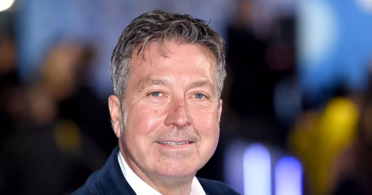John Torode wurde bei „MasterChef“ entlassen, „nachdem er beschuldigt wurde, einen Liedtext mit dem N-Wort rezitiert zu haben“