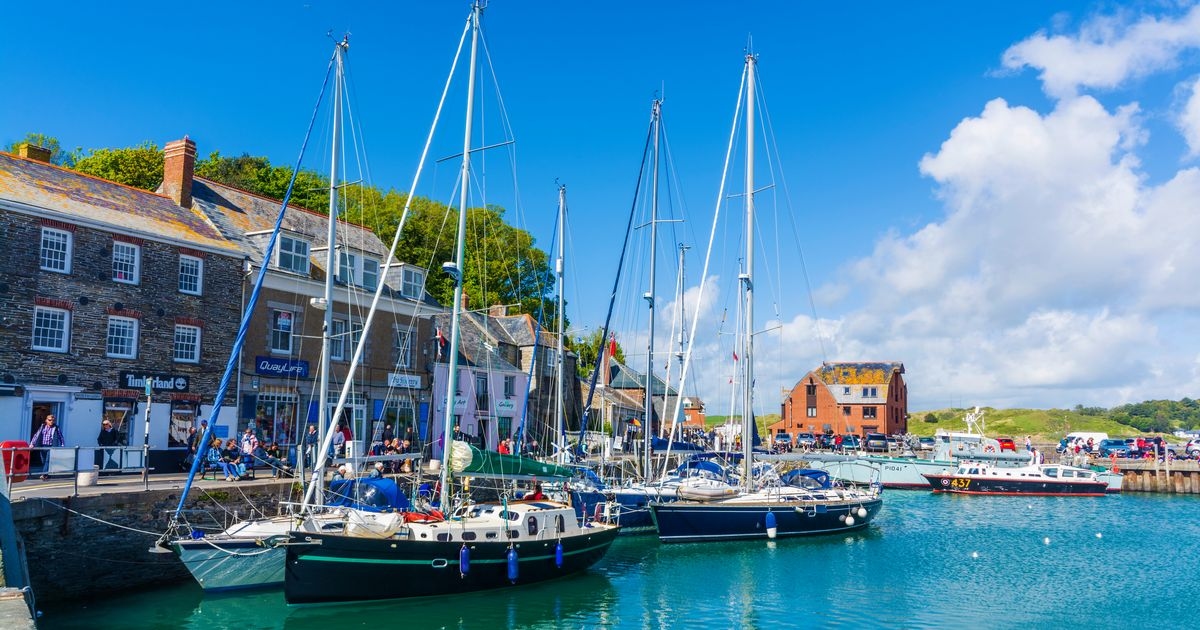 Popularne nadmorskie miasto, w którym znajduje się „najpiękniejszy port” w Wielkiej Brytanii