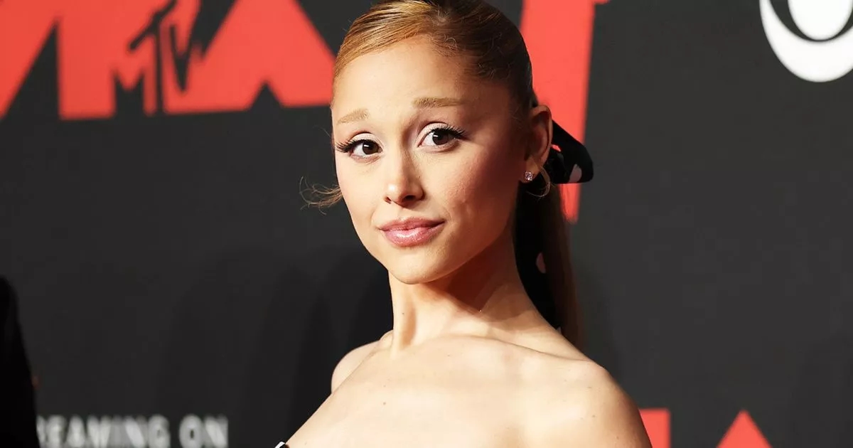 13-й сезон «Американской истории ужасов» подтвердил, что Ариана Гранде и другие звезды присоединятся к актерскому составу.