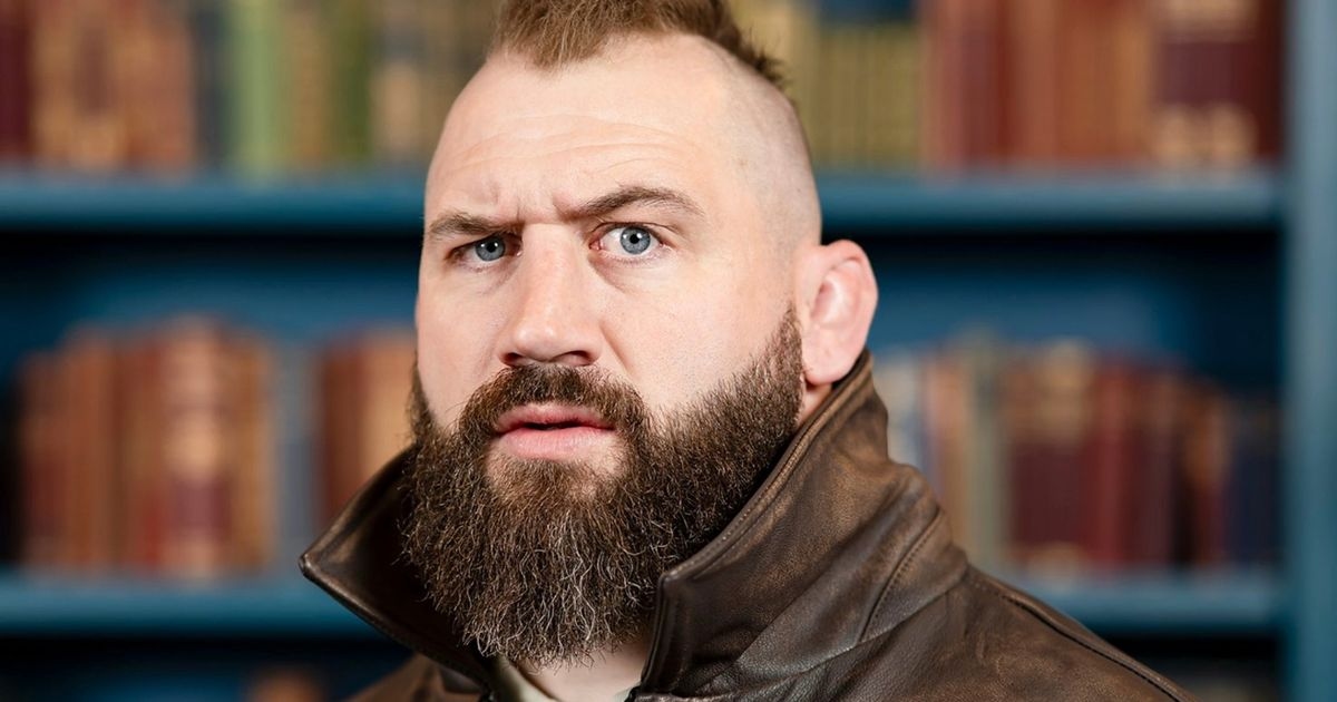 Gwiazda serialu „Celebrity Traitors” wycofuje się ze swoich słów, mówiąc „nie miałem tego na myśli” po tym, jak przyłapano ją na krytykowaniu koleżanek z planu