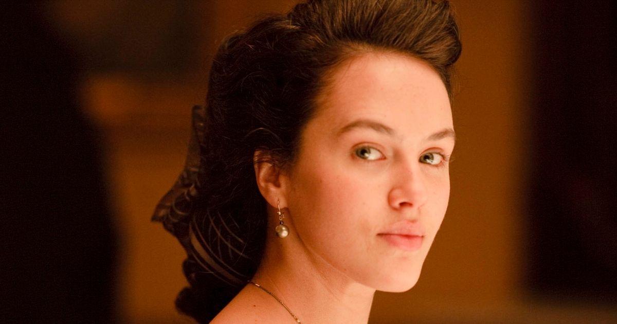 Downton Abbey's forgotten stars - where are the cast of the original series now?