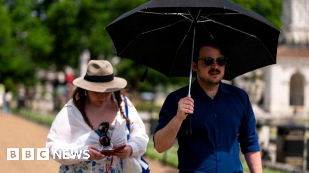 Heatwave likely as yellow heat health alerts issued in England