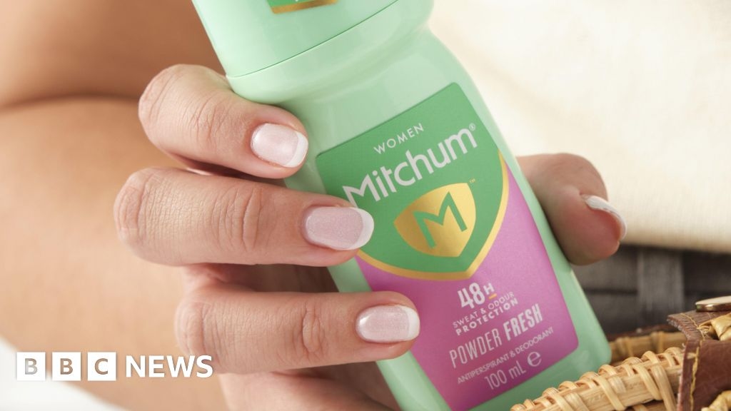 Deodorant firm sorry after 'itchy, burning armpits' claims