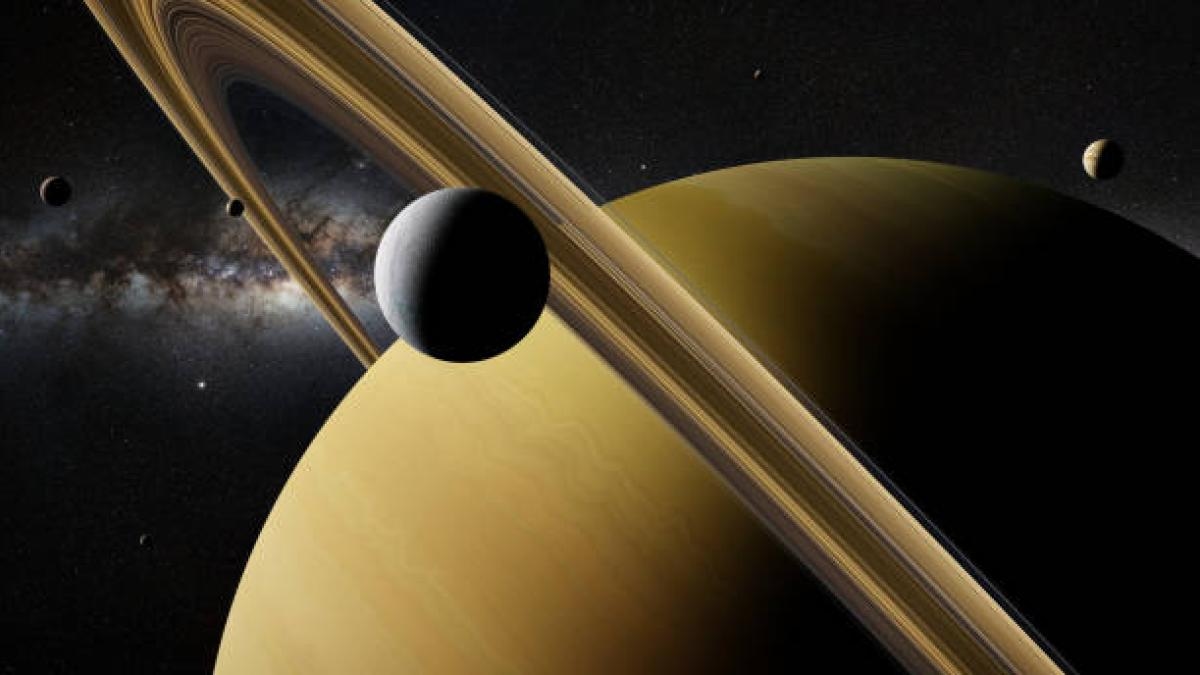 Wie und wann man das „Schwarze Loch“ auf dem Saturn von der Erde aus sehen kann