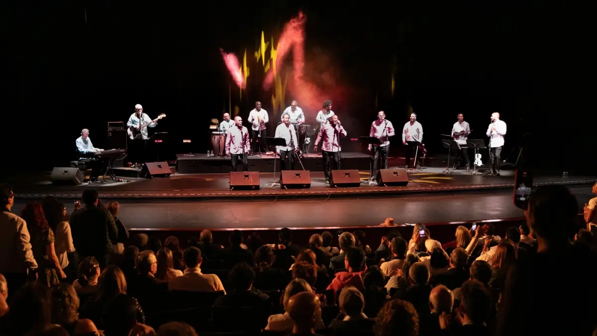 O Teatro Colsubsidio apresenta sua programação para este mês: reserve já para música e teatro