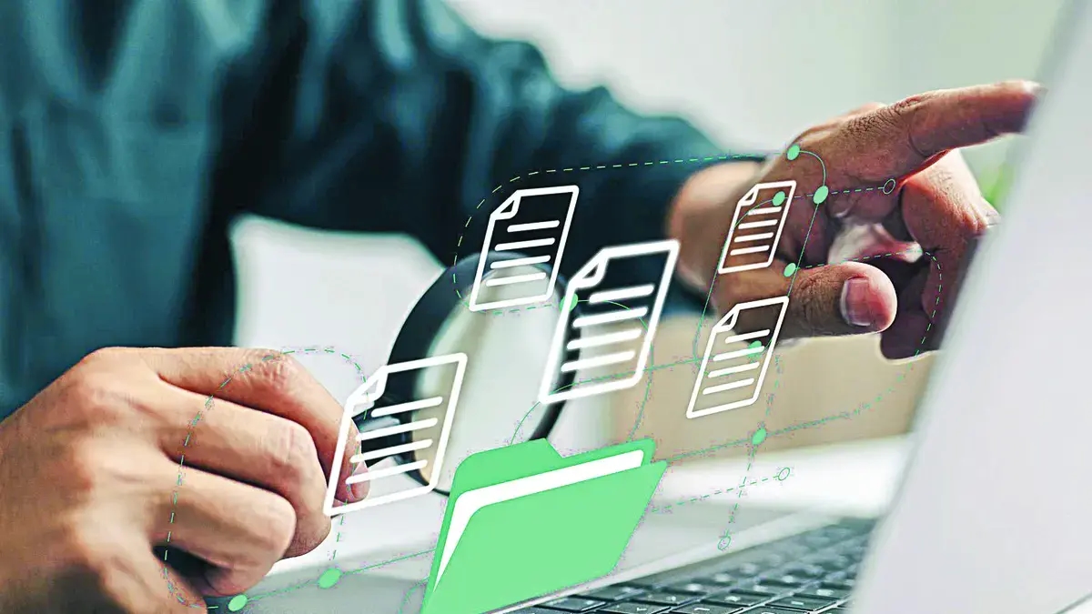 Sei intrappolato nel disordine digitale? Scopri se sei un accumulatore elettronico e come migliorare la tua situazione.