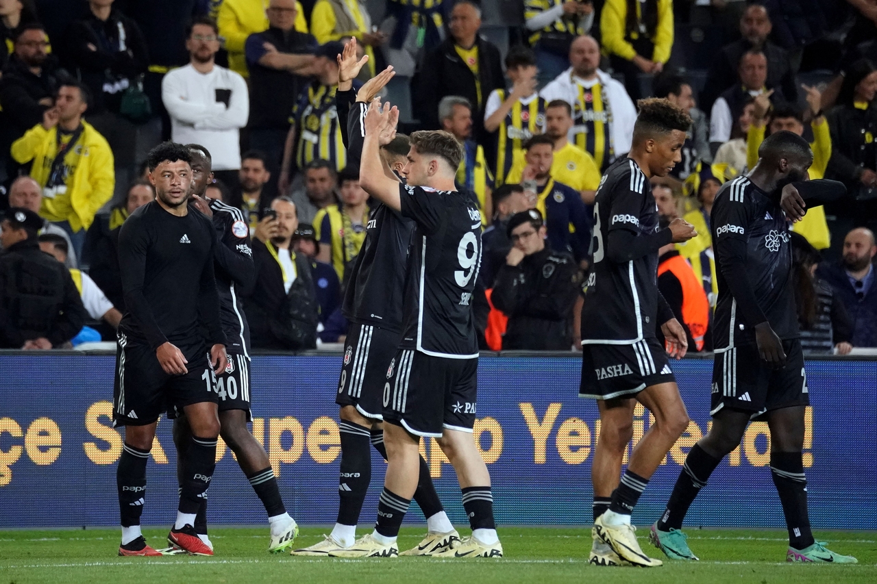 El Beşiktaş quiere poner fin a un anhelo de 20 años contra el Fenerbahçe