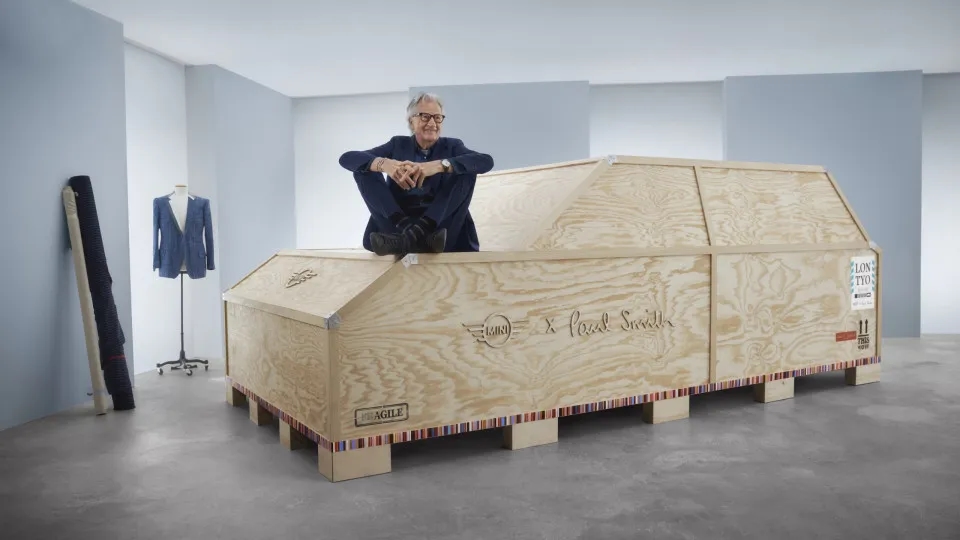 MINI, Tokyo'da Paul Smith ile yeni bir yaratım sunuyor
