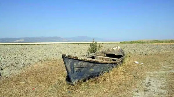 Turkije kampt met droogtedreiging: 186 van de 240 meren zijn opgedroogd!
