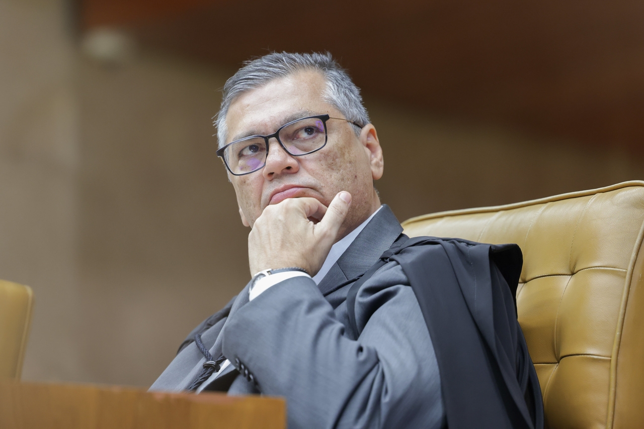 Flávio Dino reage à carta de Trump e diz que STF protege a soberania do Brasil