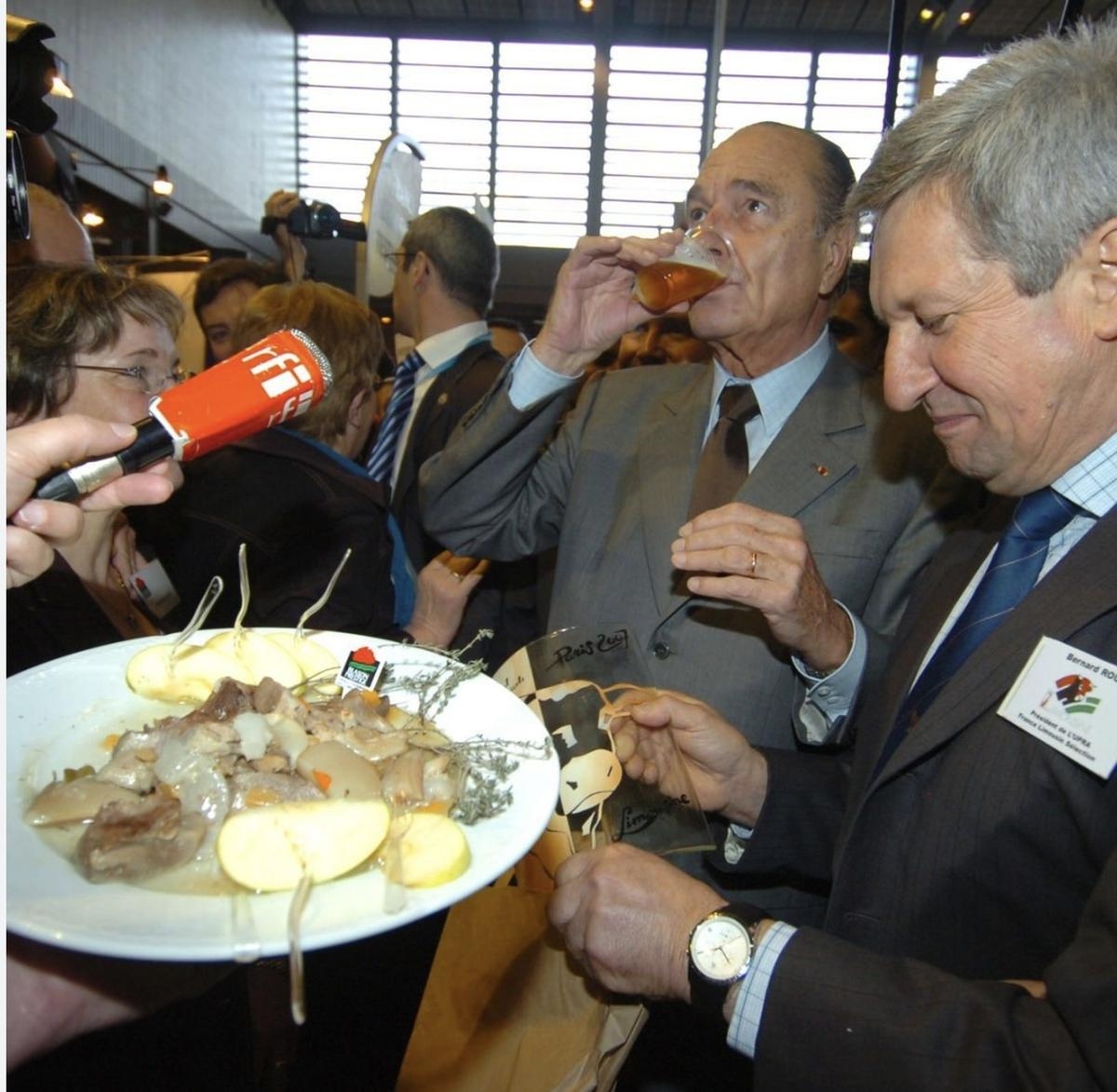 Cabeza de ternera y política: «Es divisiva, pero no es ni de derecha ni de izquierda», según un historiador.