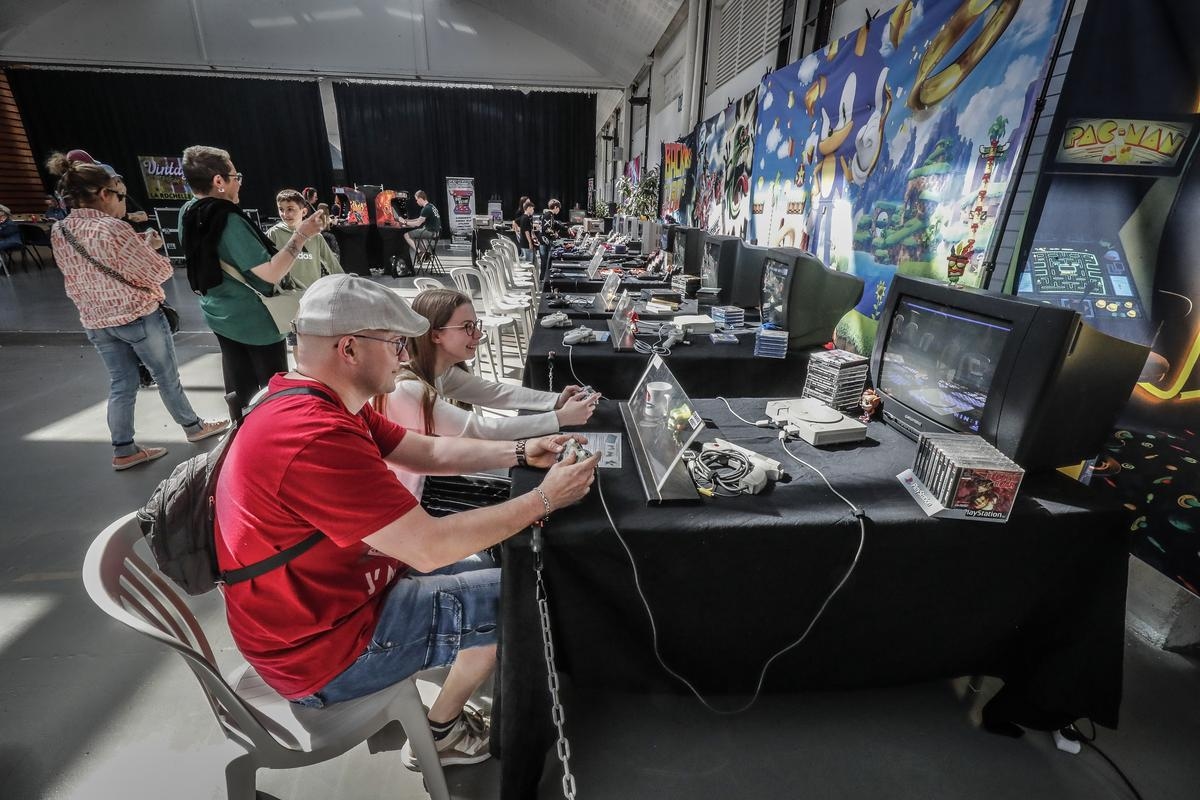 La Rochelle: ¡Si quieres probar viejas consolas o juegos arcade, es tu turno!