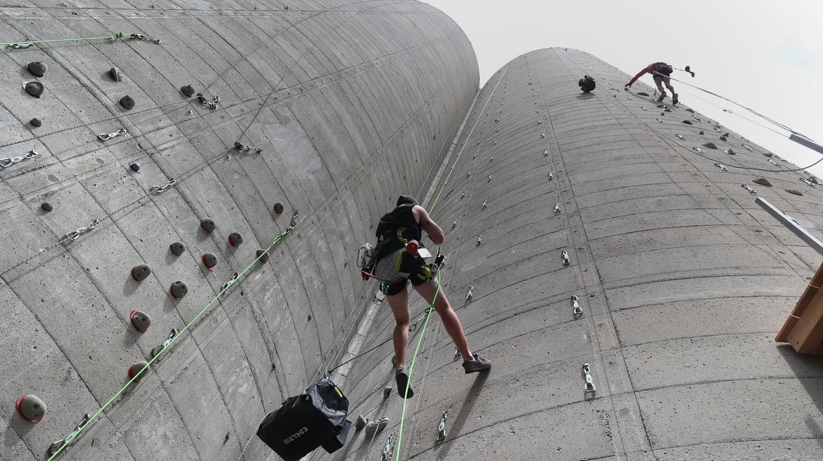 Climbing silos, taking a wine bath... Our 12 ideas for unusual activities in Bordeaux