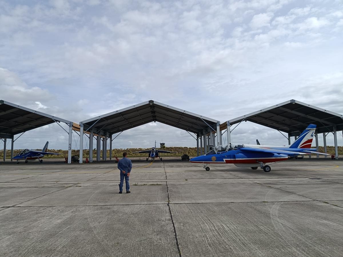 Gironde: with the pilots of the Patrouille de France, who rehearse their aerial choreography indoors