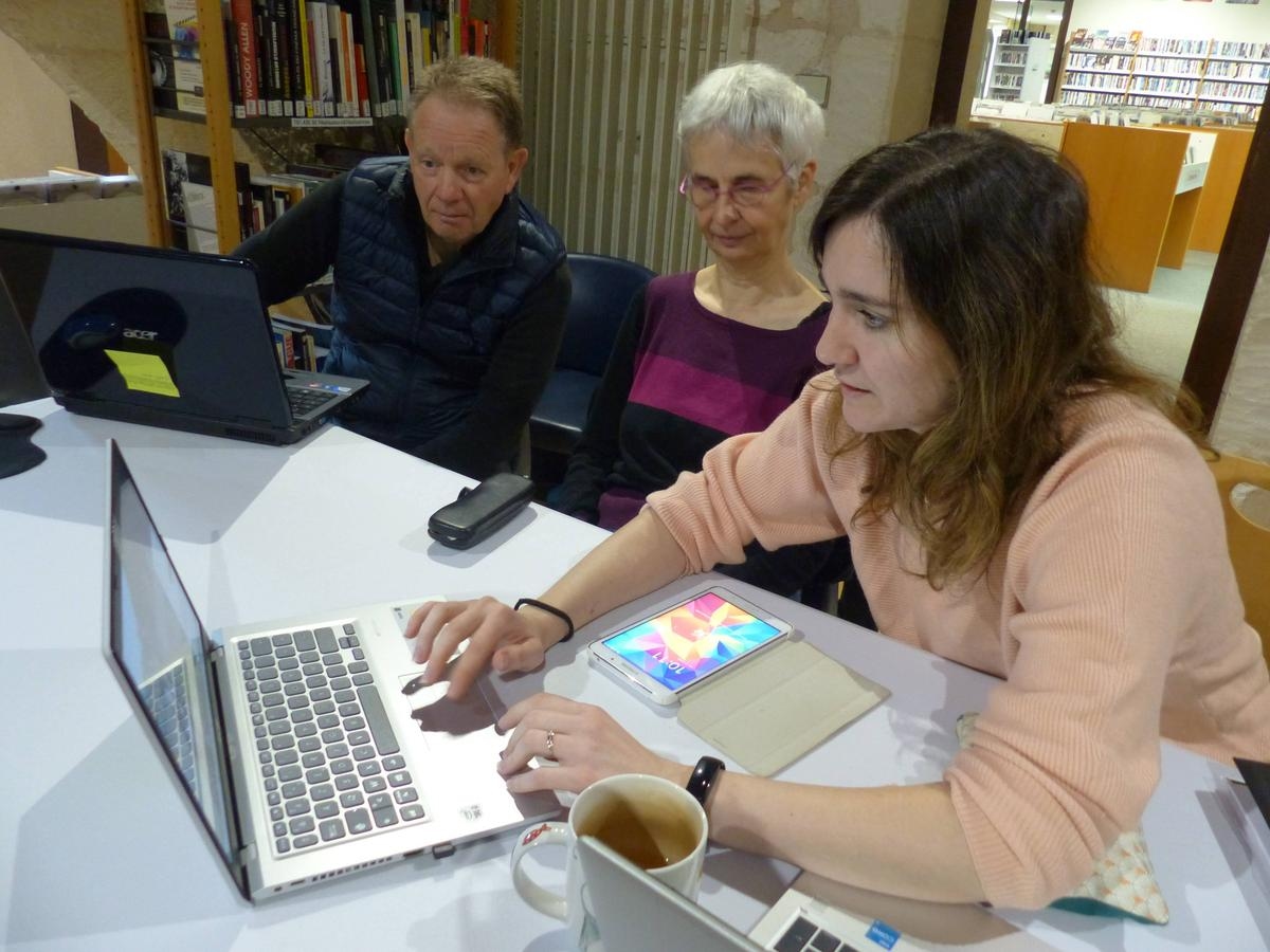 Сент: в медиатеке время для обновления информации о «цифровом кафе»