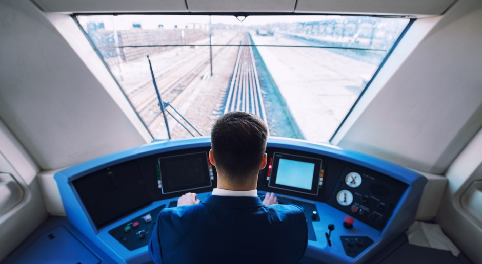 They pay up to 14,500 PLN. You can earn good money on trains.