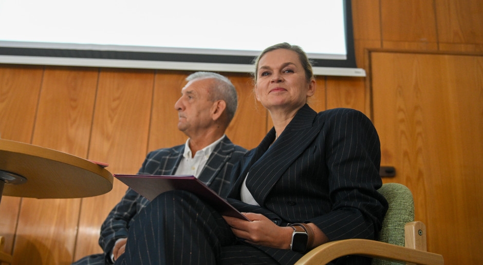 Gezondheidsvoorlichting wordt aangevallen door hiërarchie en politici. Nu heeft de maatschappij zich uitgesproken.
