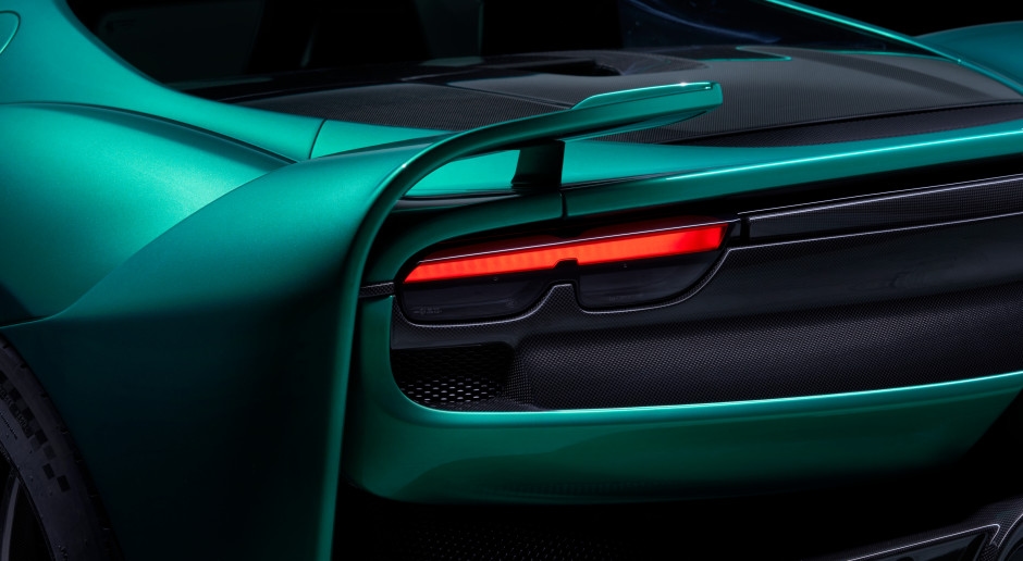Oto nowe Ferrari 296 Speciale - spektakularnie odchudzona wersja dla fanów prędkości i kolekcjonerów
