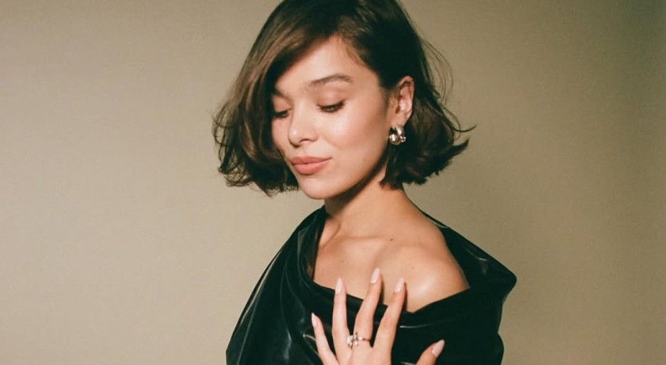 Fragen Sie im Sommer Ihren Friseur nach einem „Rivera Bob“. Diese leichte Frisur verjüngt und verleiht Charme