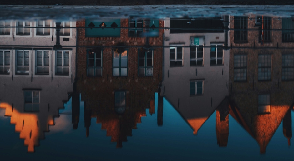 Deze pittoreske stad wil de domheid van toeristen bestrijden. "Ze stelen ons erfgoed"