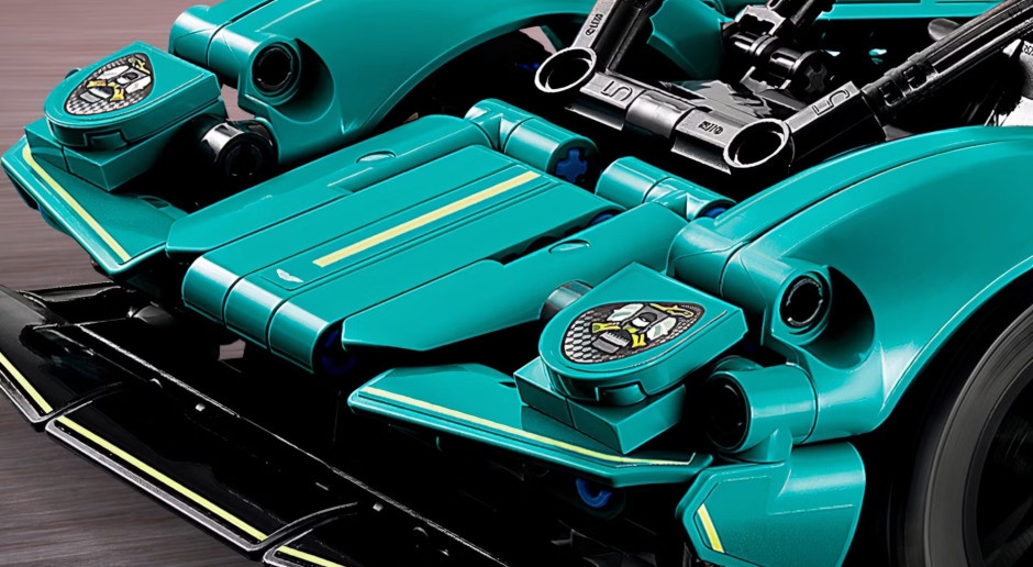 Lego und Aston Martin mit neuem Projekt. Die Streckenlegende kehrt zurück!