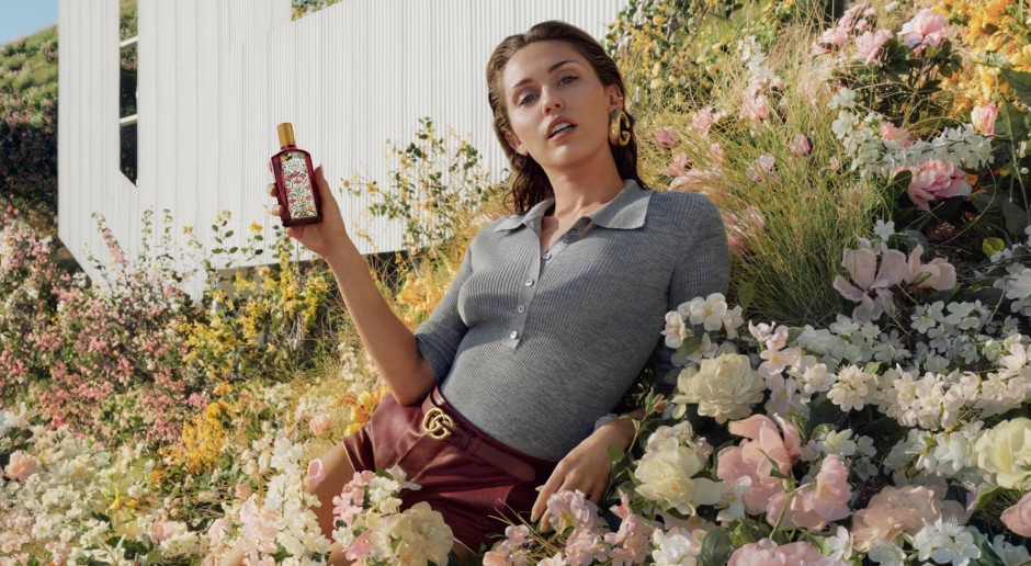 Dit nieuwe Gucci-parfum is gemaakt voor zomerdates. Het gezicht van de campagne is de prachtige Miley Cyrus.