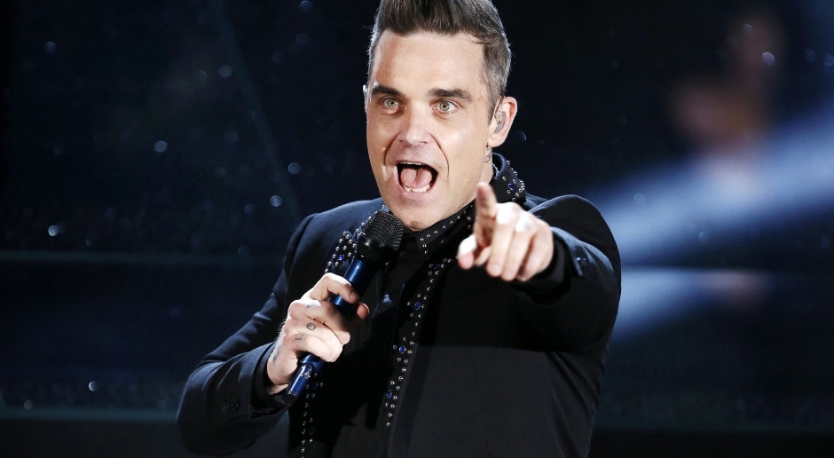 Robbie Williams ha la possibilità di aggiudicarsi il più grande riconoscimento del Regno Unito. Non sono in molti ad averlo.