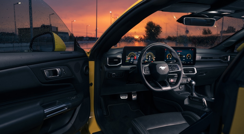 Testei a nova versão do Mustang GT - um símbolo da liberdade automotiva na era dos veículos elétricos