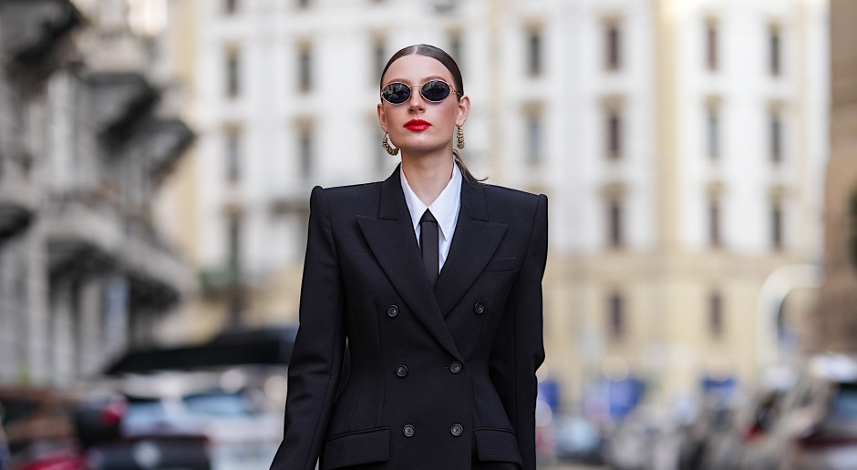 CEO e yuppie dicono NO alle sneaker. Le scarpe da ufficio stanno tornando di moda.