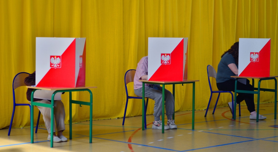Ponad 1,5 tys. samorządów wymieni włodarzy. Polskę lokalną czeka wstrząs kadrowy