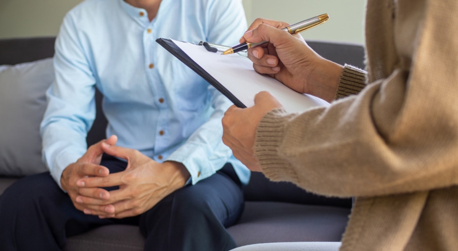 Psychotherapeut in de kosten van het bedrijf. Belastingdienst: Ja, dat mag. Nee, dat mag niet.