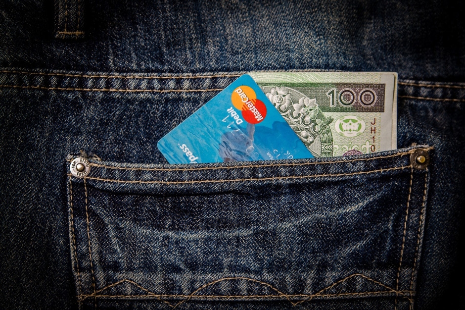 La Lituania sta preparando il suo sistema bancario alla mobilitazione. Le carte funzioneranno senza internet