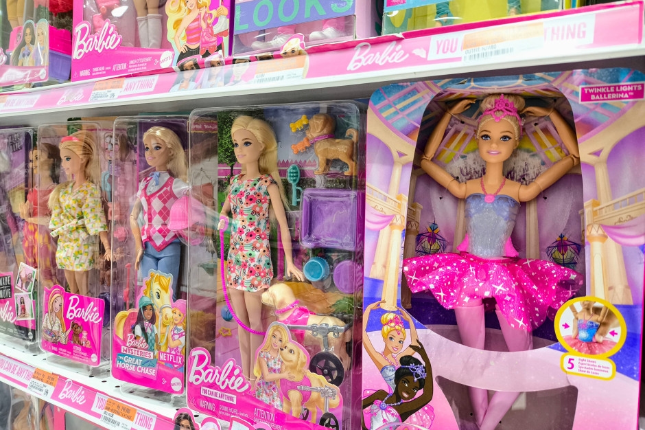 Barbie con IA. Mattel anuncia una alianza estratégica con OpenAI.