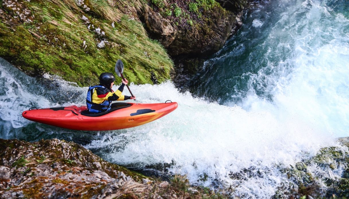 Slovenya'nın Mağaralarını Kayakla Keşfedin, Unutulmaz Bir Gezi