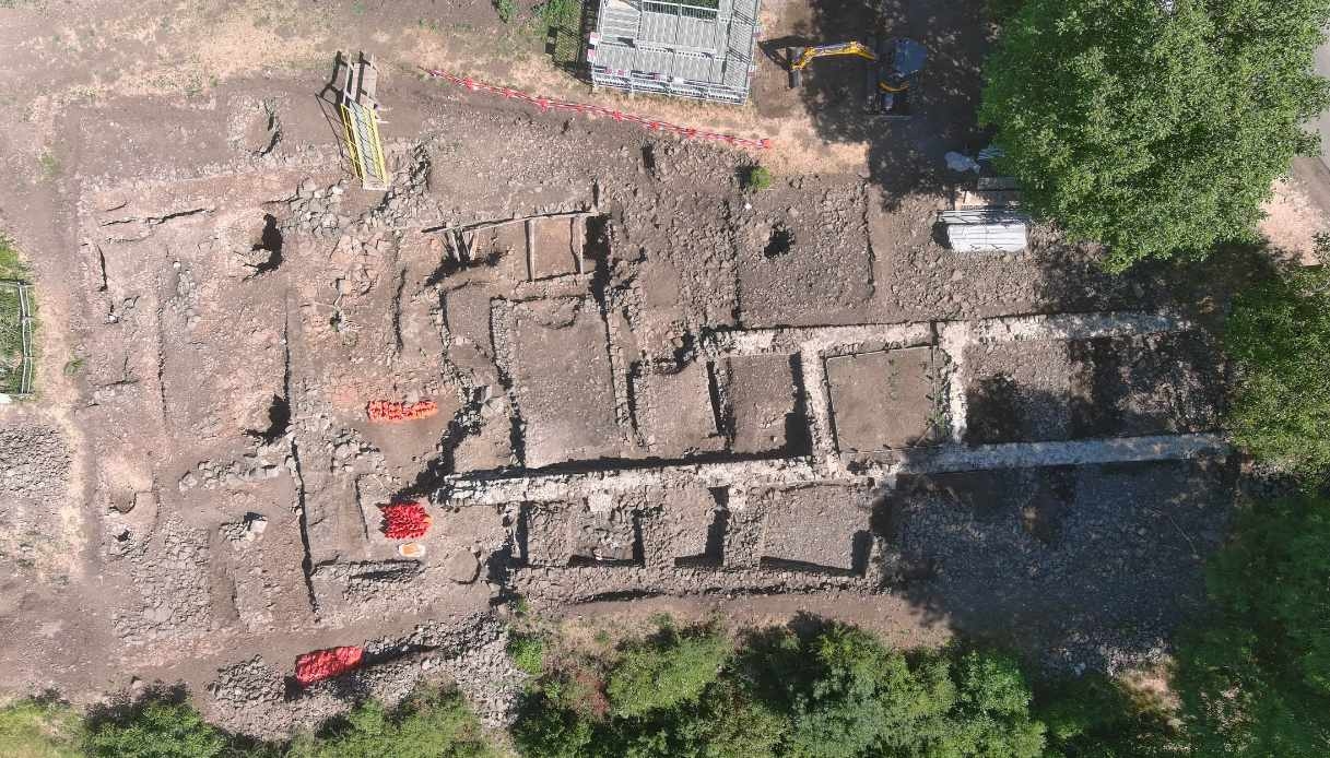 Muralha helenística descoberta em Gergóvia: novas evidências de defesa contra César