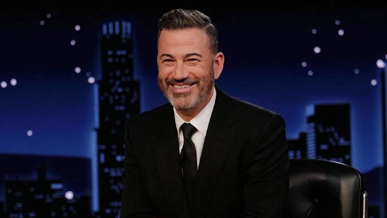 Jimmy Kimmel is terug: de Amerikaanse president viert het ontslag van mensen omdat hij geen grapje kan verdragen